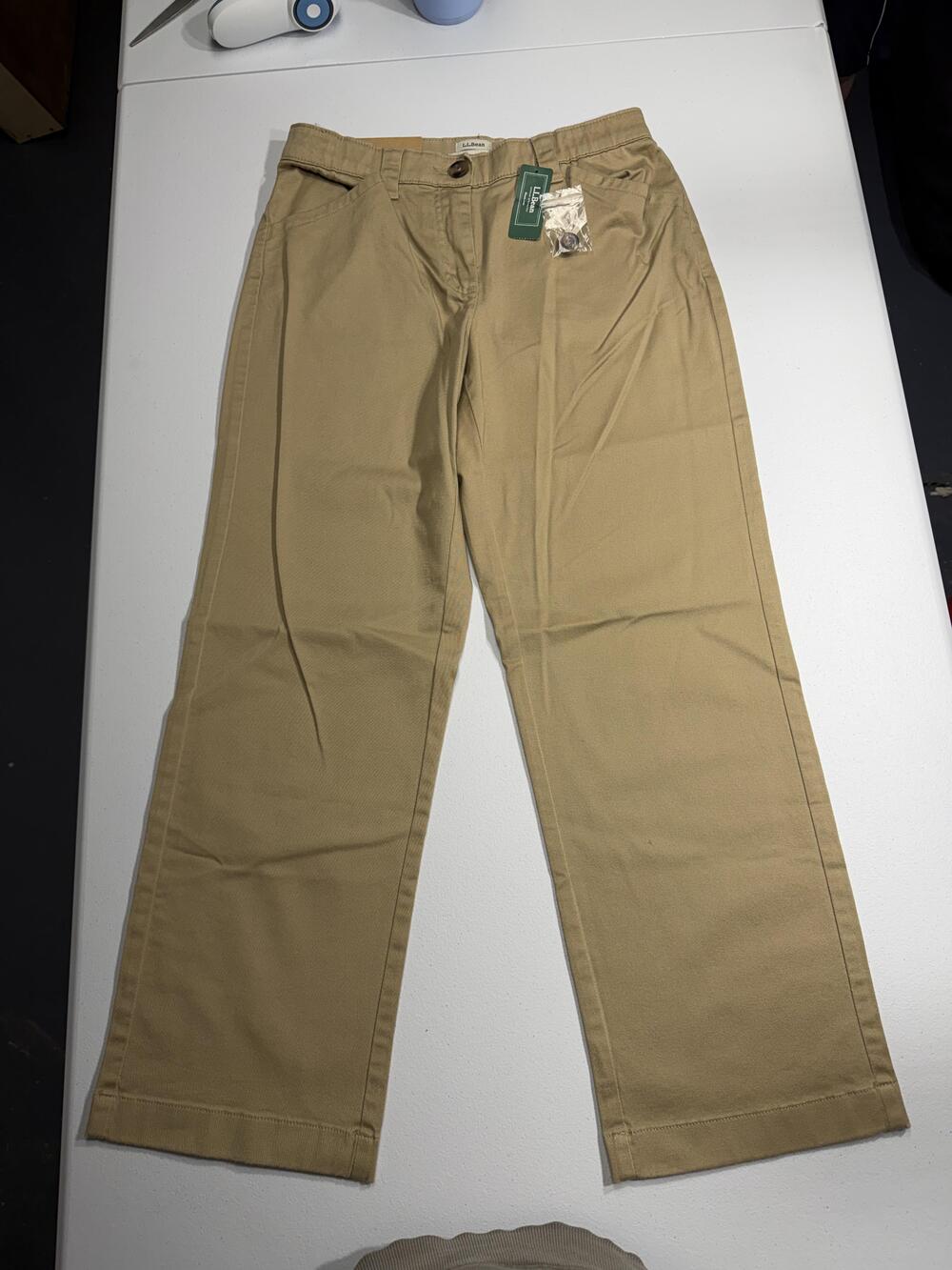 L.L. Bean Pants Womens 8 Petite Beige Chino Easy Stretch Twill Classic Fit